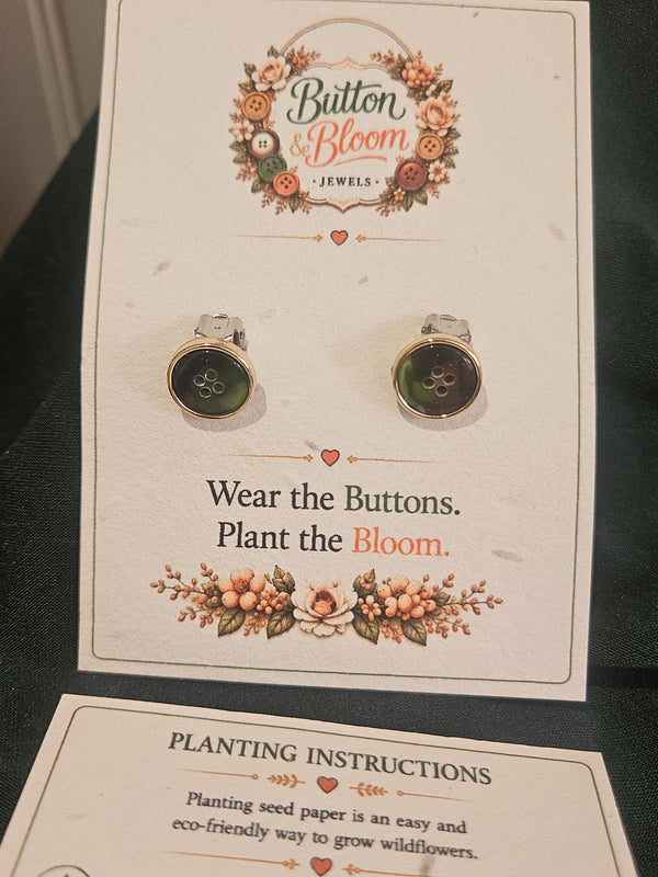 One of a kind Marble effect button clip-on earrings