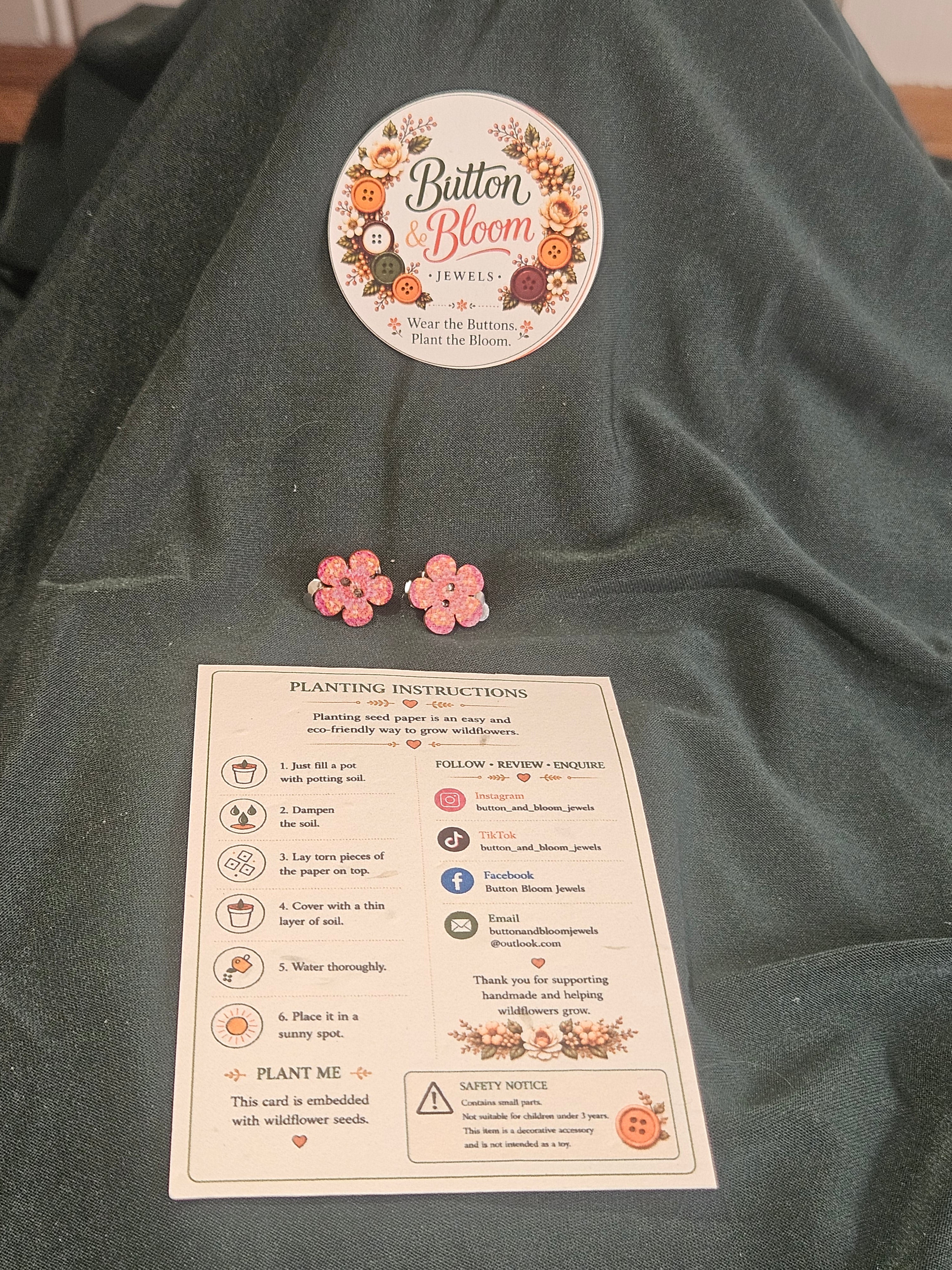 Small wooden button earring set